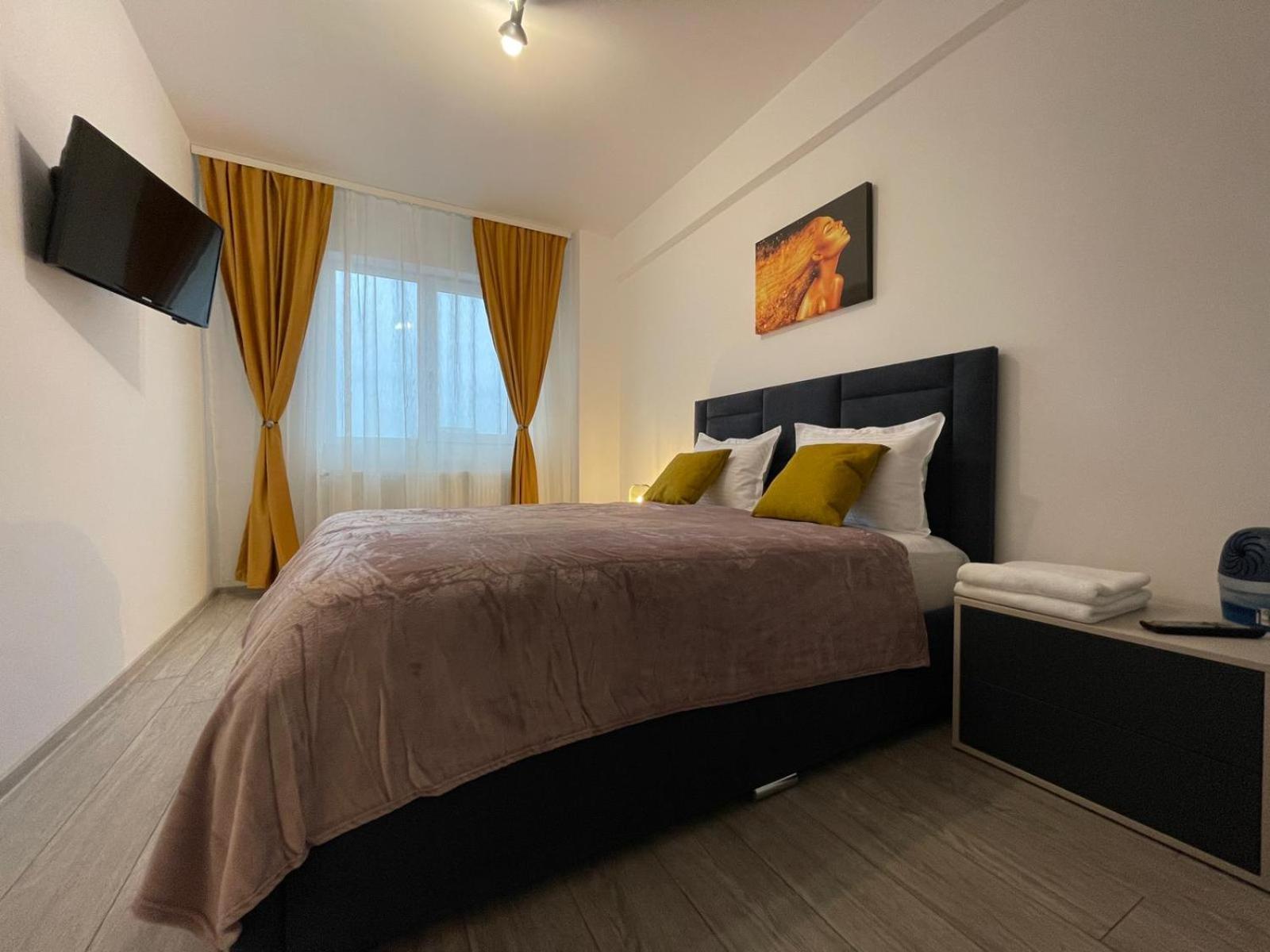 Palas Retreat - Q Residence Iasi Buitenkant foto