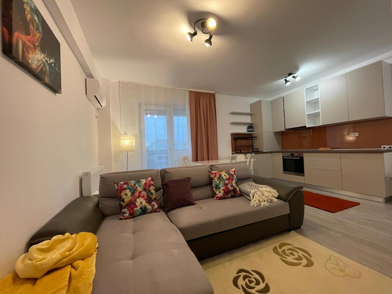Palas Retreat - Q Residence Iasi Buitenkant foto