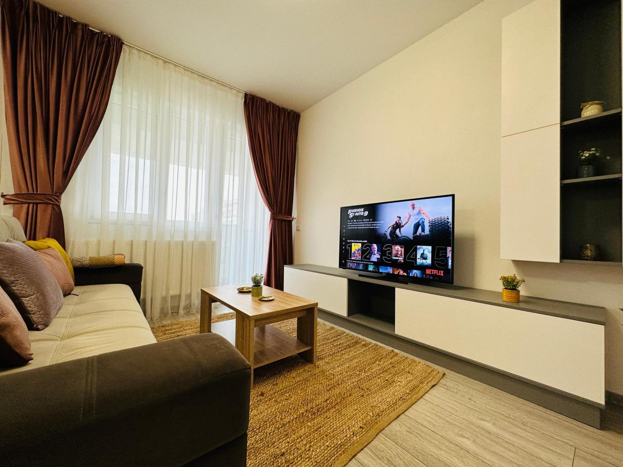Palas Retreat - Q Residence Iasi Buitenkant foto